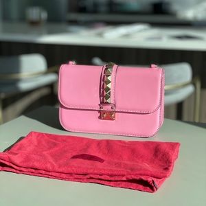 Valentino garavani glamlock bag medium pink